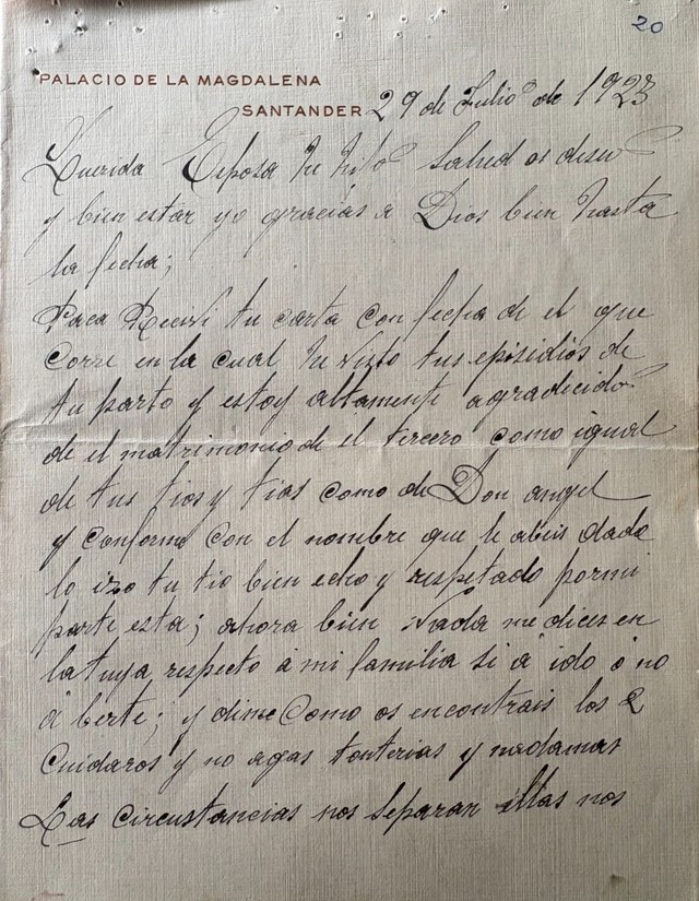 Primera hoja de una carta manuscrita de Pedro a Paca, con un décimo de lotería, 1923